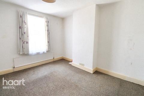 23 Ash Road, Bristol, BS7 8RN
