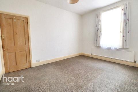 23 Ash Road, Bristol, BS7 8RN