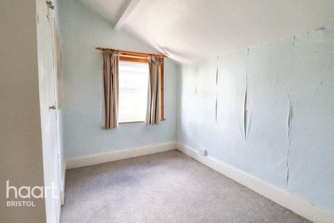 23 Ash Road, Bristol, BS7 8RN