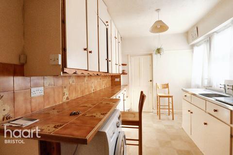 23 Ash Road, Bristol, BS7 8RN