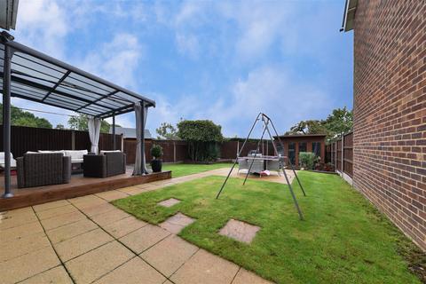 56 Mandeville, Stevenage, SG2 8JN
