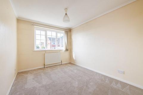 3 bedroom end of terrace house for sale, Glen View, Gravesend