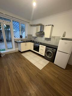 1 bedroom flat to rent, Shaftesbury Avenue, Greater London, UB24HQ