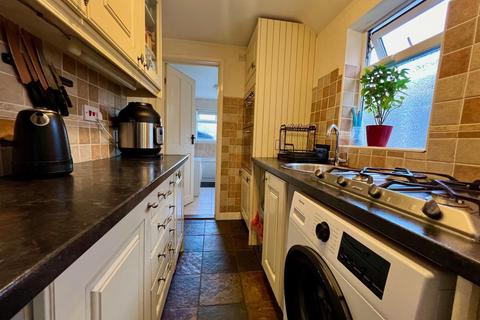 2 bedroom terraced house for sale, Queens Road, Burnham-on-Crouch