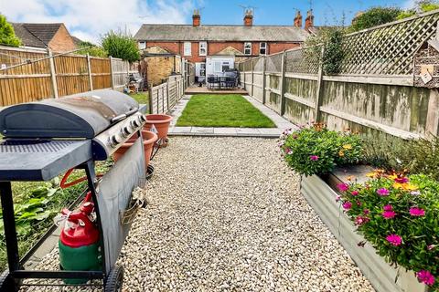 2 bedroom terraced house for sale, Queens Road, Burnham-on-Crouch