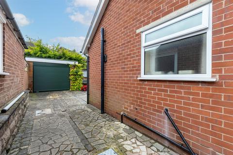 2 bedroom detached bungalow for sale, Mount Close, Nantwich