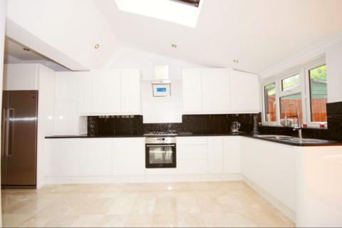 4 bedroom semi-detached house for sale, Vyner Road, London, W3