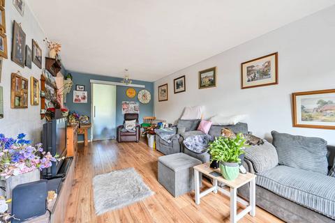 3 bedroom terraced house for sale, Kent Way, Surbiton, KT6