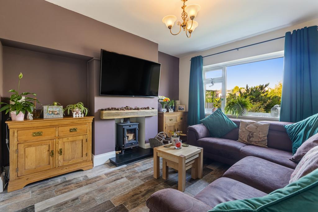 A11   39 Stanbury Road, Torquay   240918