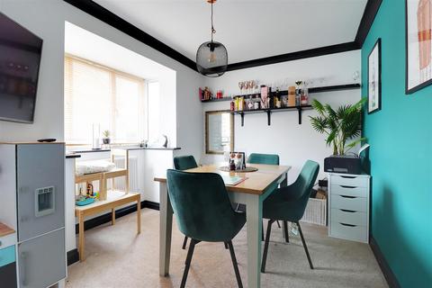 undefined, Barberry Court, Brough