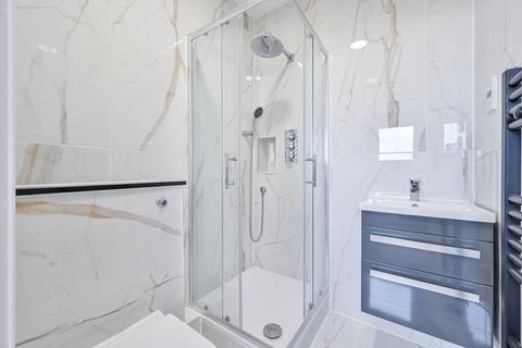 2 Bailey Close, London, SE28 0NW