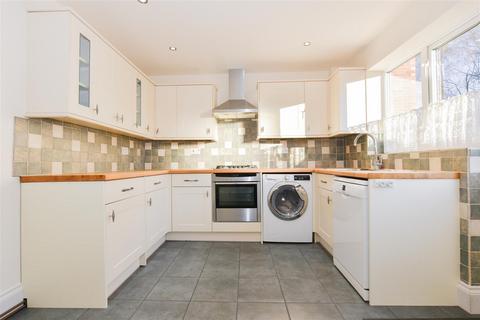 2 bedroom terraced house to rent, Huntington Road, York