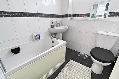 46 Morris Croft, Birmingham, B36 9JN