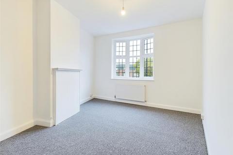 1 bedroom flat to rent, High Street, Middlesex HA4