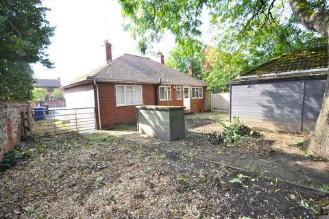 2 bedroom detached bungalow for sale, High Street, Hatfield, Doncaster