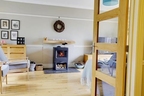 Woodgate House Bath Road, Marlborough, SN8 1NN
