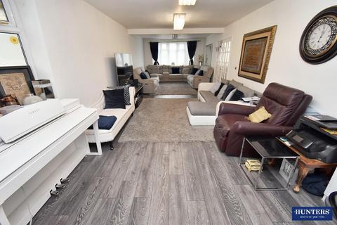 3 Sturdee Road, Leicester, LE2 9EA