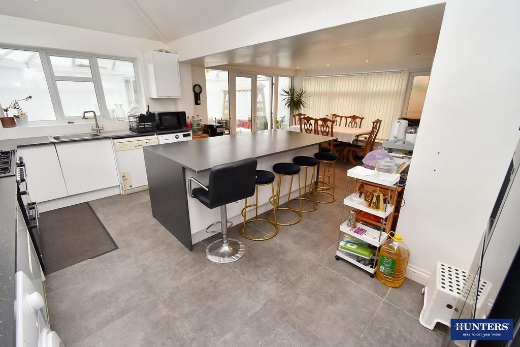 Kitchen-diner