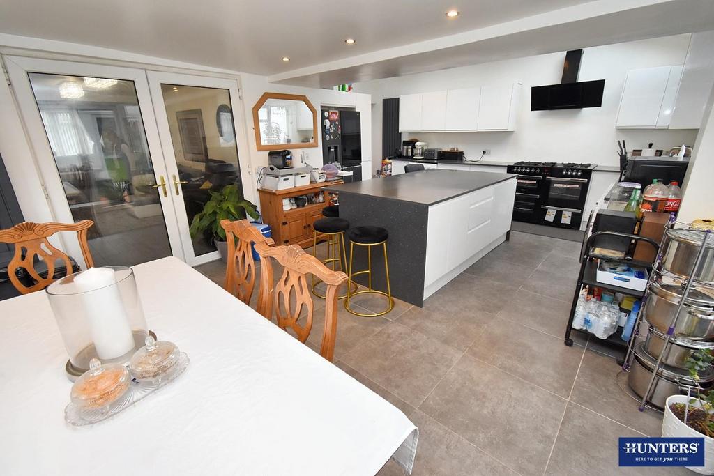Kitchen-diner