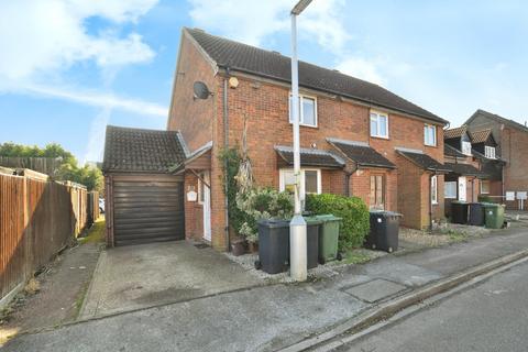 23 Lamb Meadow, Arlesey, SG15 6RY