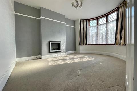 3 bedroom semi-detached house for sale, Howley Grange Road, Halesowen