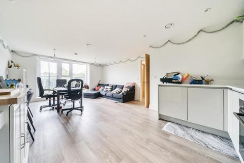 2 bedroom flat for sale, Graven Hill,  Bicester,  Oxfordshire,  OX25