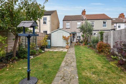 24 Caulfield Road, Shoeburyness, Southend-on-sea, SS3 9LA