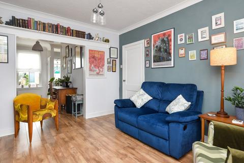 24 Caulfield Road, Shoeburyness, Southend-on-sea, SS3 9LA