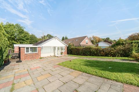 4 bedroom bungalow to rent, Radnormere Drive, Cheadle, Cheshire, SK8