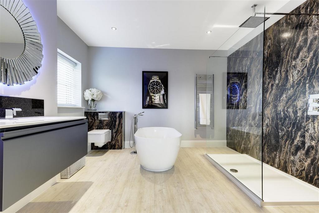 Master ensuite