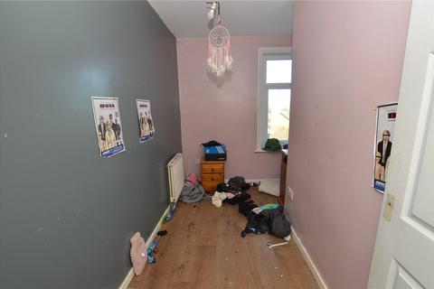 2 bedroom terraced house for sale, Carr House Gate, Bradford, West Yorkshire