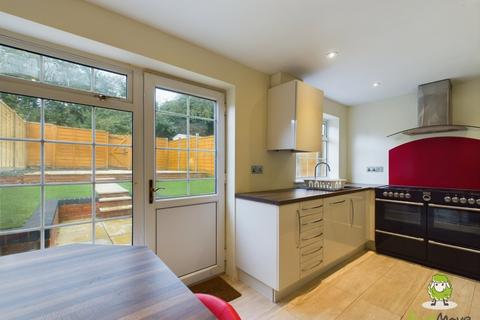 25 Auklet Close, Basingstoke, RG22 5JS