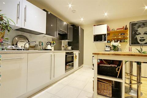 2 bedroom flat for sale, Pinnacle House, 6a Southbury Road, Enfield, EN1