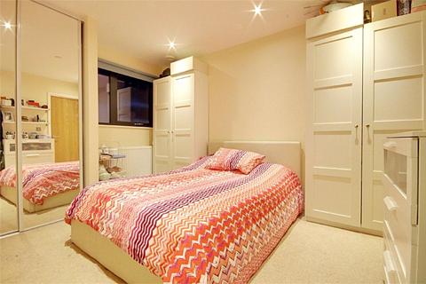 2 bedroom flat for sale, Pinnacle House, 6a Southbury Road, Enfield, EN1