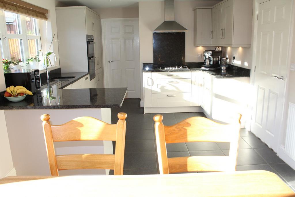 Fitted  Dining Kitchen