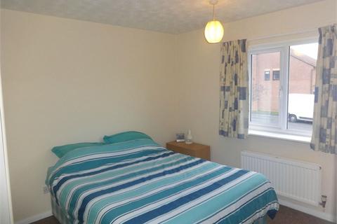 2 bedroom apartment to rent, Grasshopper Avenue, Worcester WR5