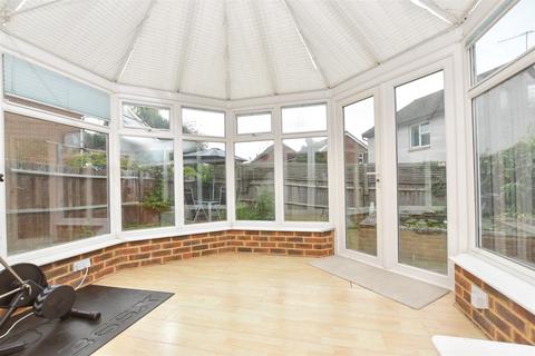 70 Bakers Way, Capel, Dorking, RH5 5JS