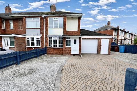 2 bedroom end of terrace house for sale, Worcester Road, Hull