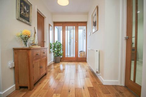 4 bedroom detached house for sale, Arundell Road, Stunning Versatile Hillside Home