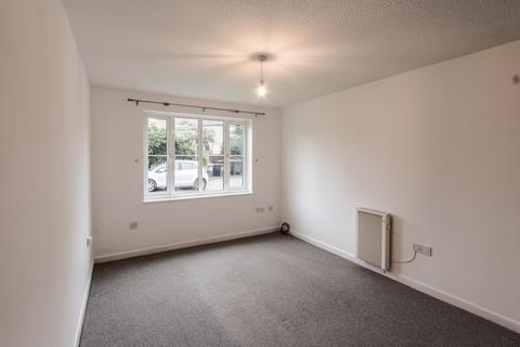 1 bedroom ground floor flat to rent, Hyde Court, Yeovil