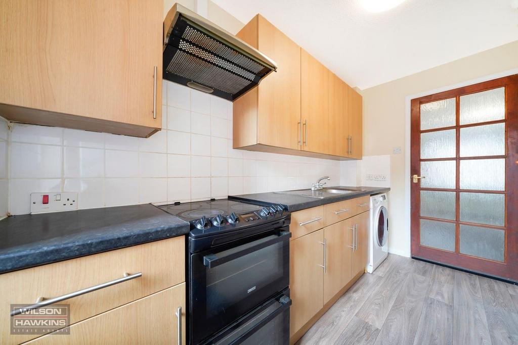 37 Betjeman Close - 5yqi E7gmou Nj JZZVJ5 BD.jpg
