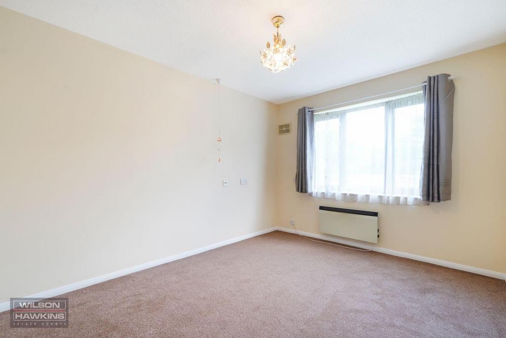37 Betjeman Close - i6e Wd CDJo SIFAWp RSj Dy.jpg