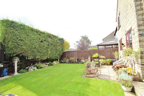 3 bedroom semi-detached house for sale, Hoyle Close, Witney, OX28