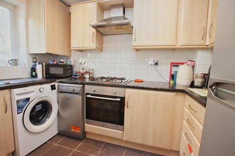 2 bedroom terraced house for sale, Hancock Court, Borehamwood