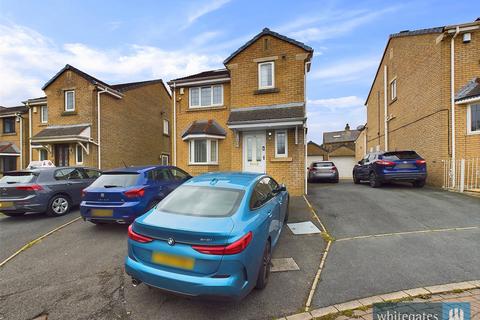 4 bedroom detached house for sale, Lynch Avenue, Great Horton, Bradford, West Yorkshire, BD7