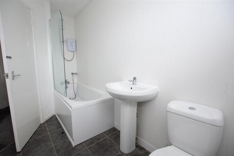 66 Okehampton Crescent, Nottingham, NG3 5SE
