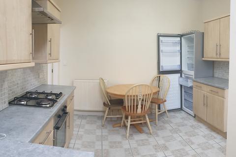 1 bedroom flat to rent, slade lane