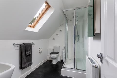11 Barnham Close, Crawley, RH10 3ZN