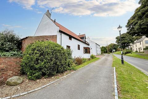 3 bedroom cottage for sale, The Green, Hartlepool TS27