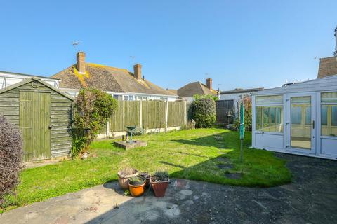 2 bedroom detached bungalow for sale, Manor Drive, Birchington, CT7